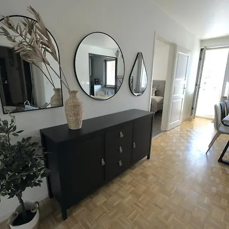 Cosy,stylish & Big In The Heart Of Apartment *